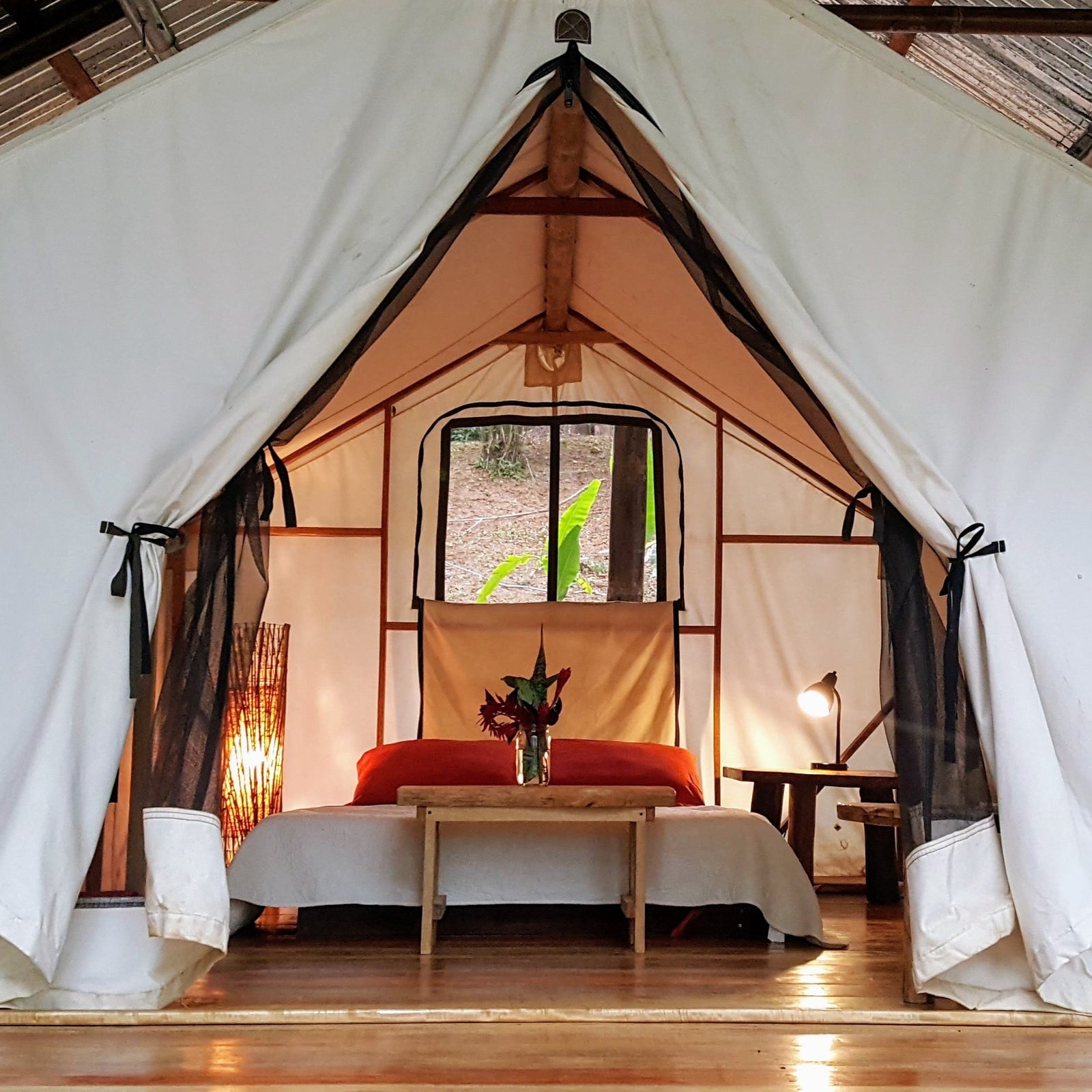 Tucán & Lora Private Glamping Tents - CR Retreat