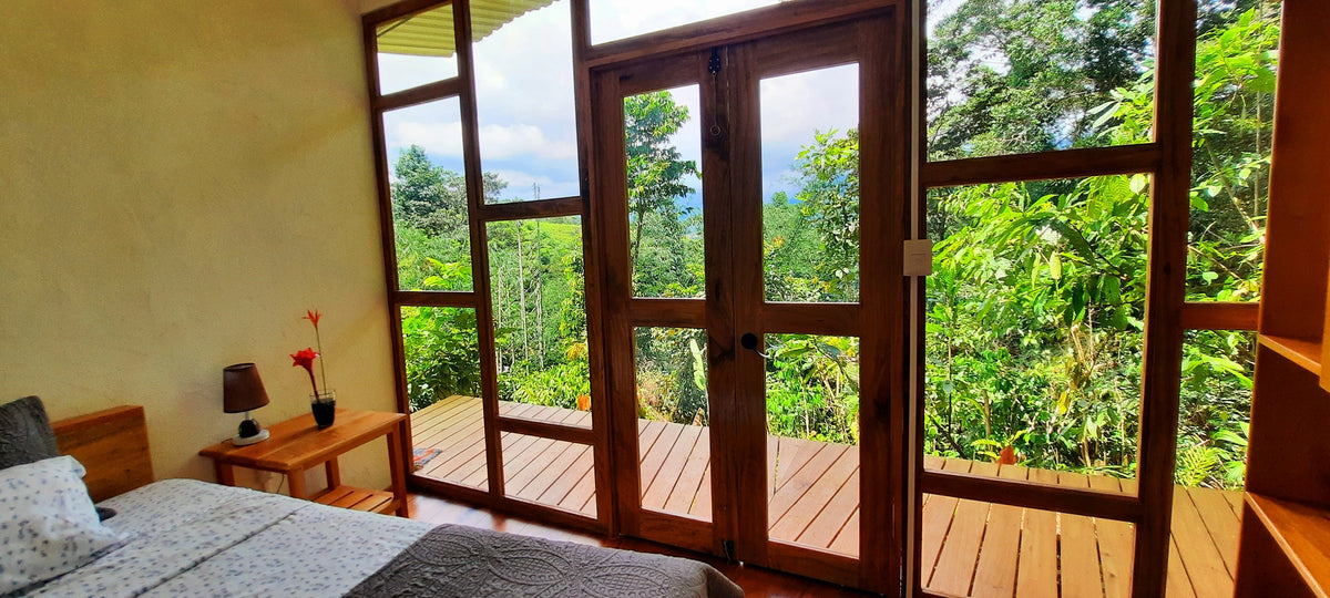 Painting in Paradise - Private Cabin A/C (Cielo, Puma, Pantera, Pava)