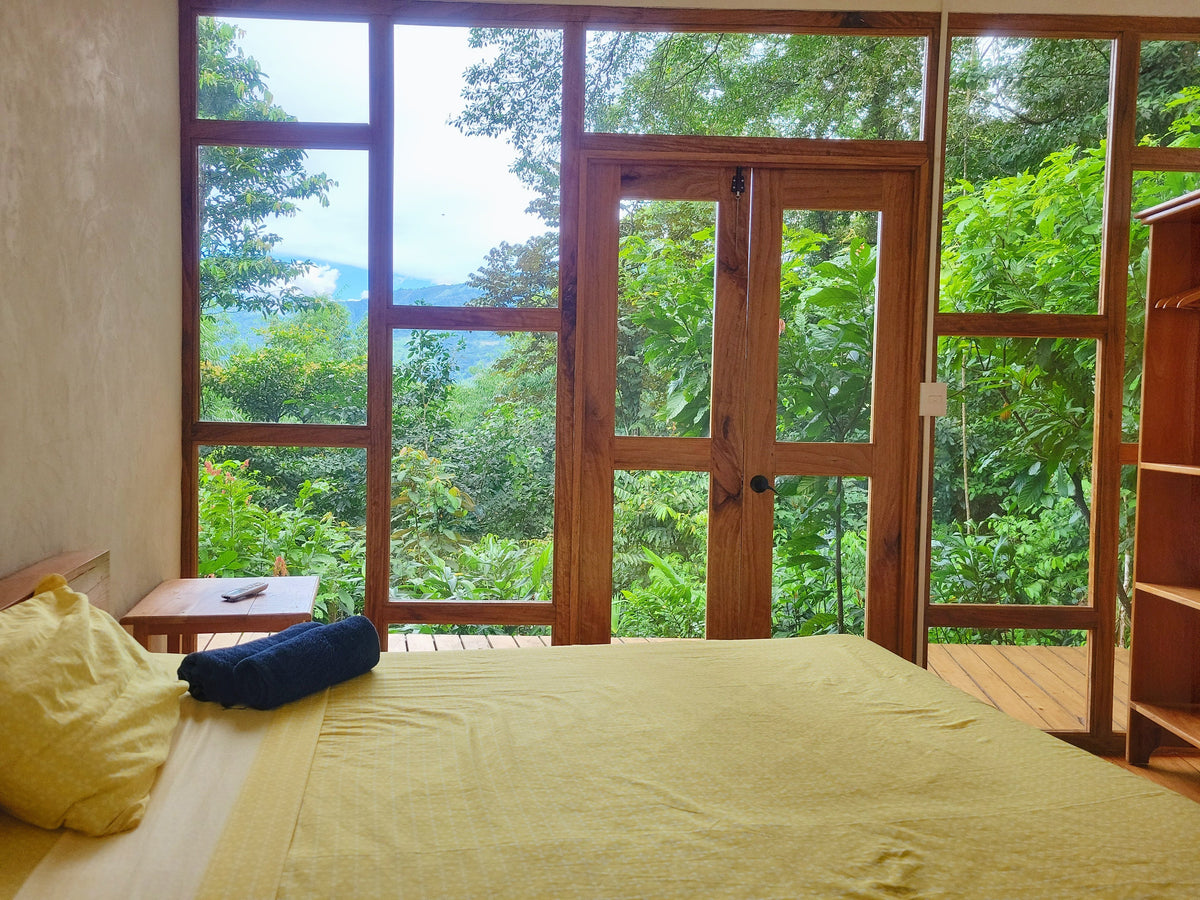 Painting in Paradise - Private Cabin A/C (Cielo, Puma, Pantera, Pava)