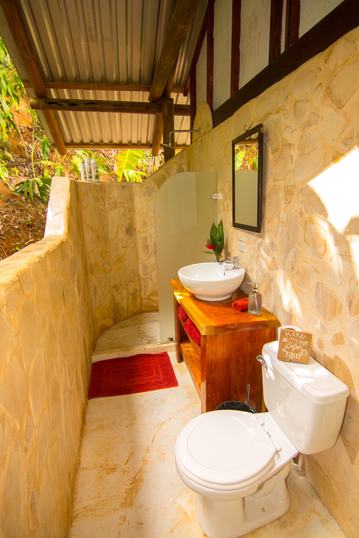 Painting in Paradise - Private Cabin A/C (Cielo, Puma, Pantera, Pava)