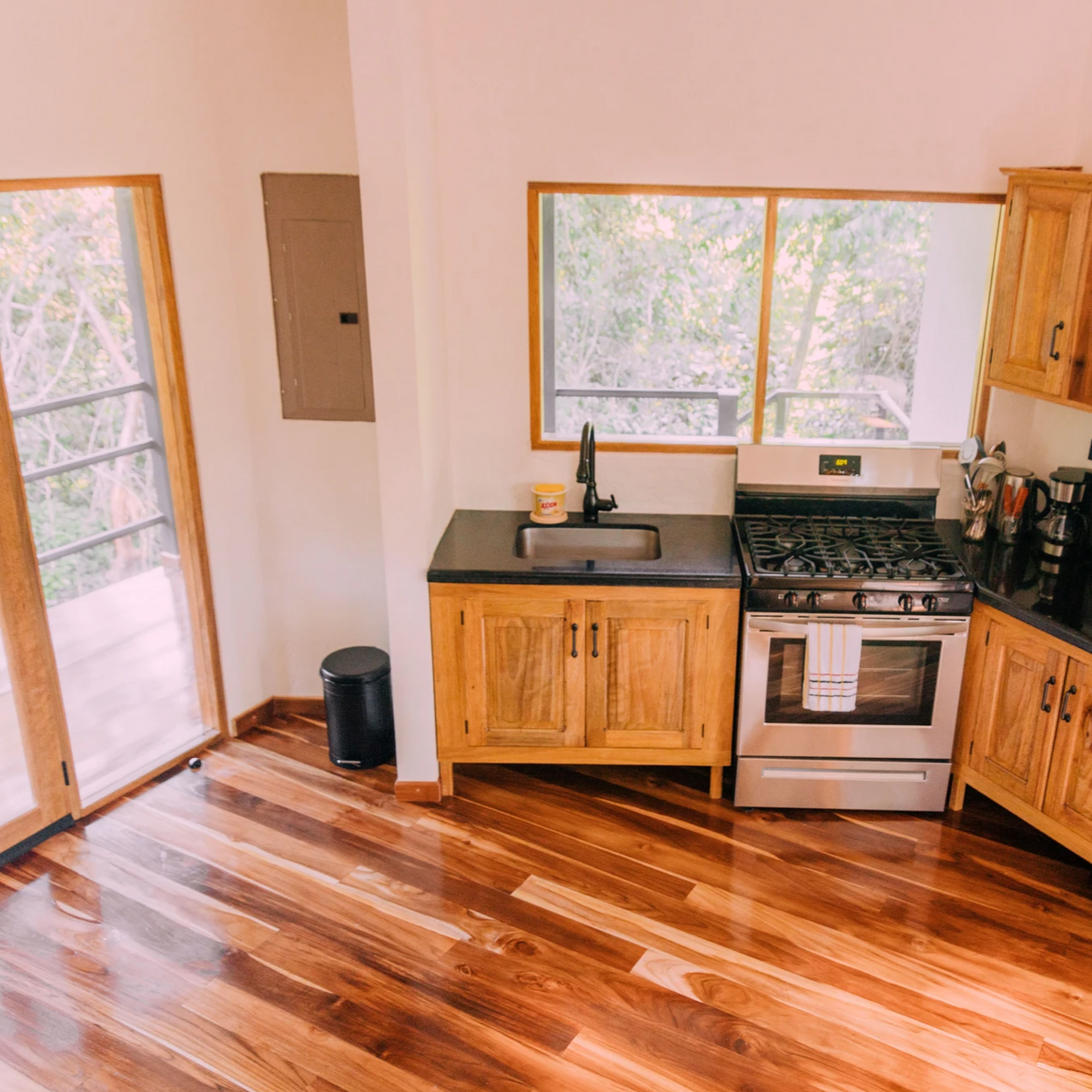 Casa Coyote Shared House- CR Retreat