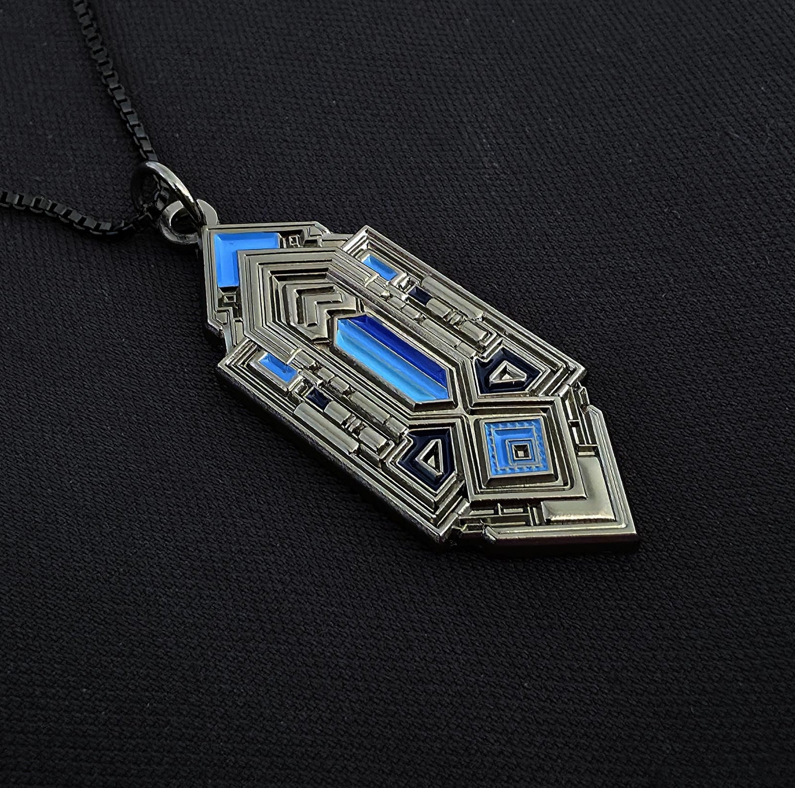 Pthalo Gunmetal Pendant by Threyda
