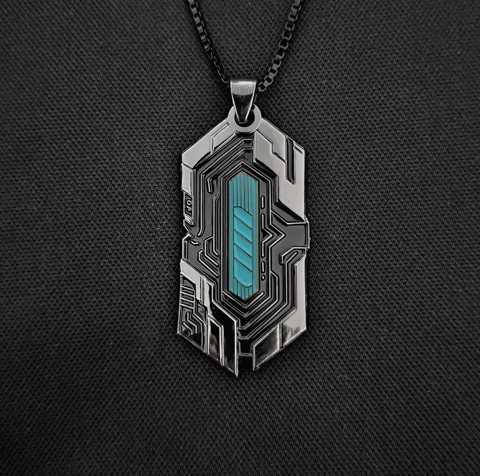 Keychip Gunmetal Pendant by Threyda
