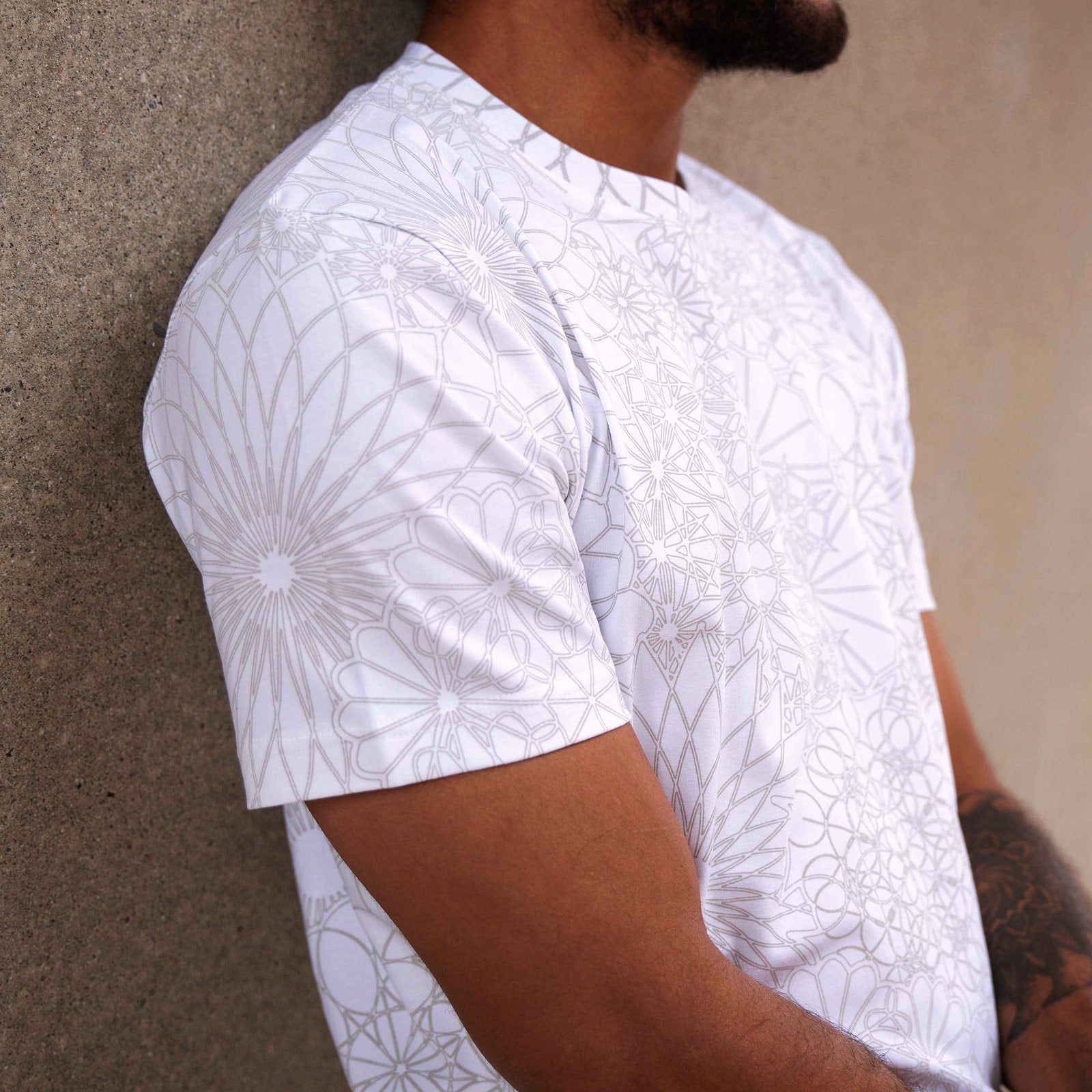 Desert Rose Full Coverage Screen Tee by Threyda