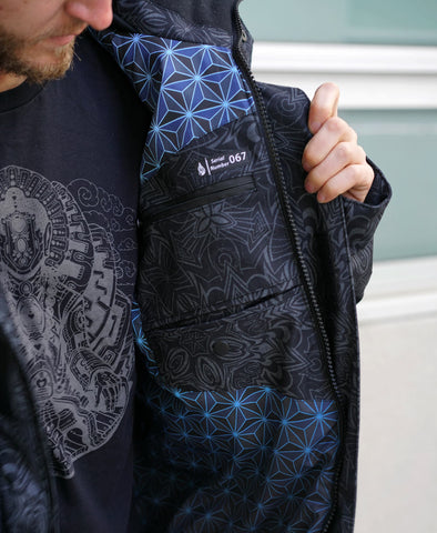 Lumen Onyx Jacket by Threyda