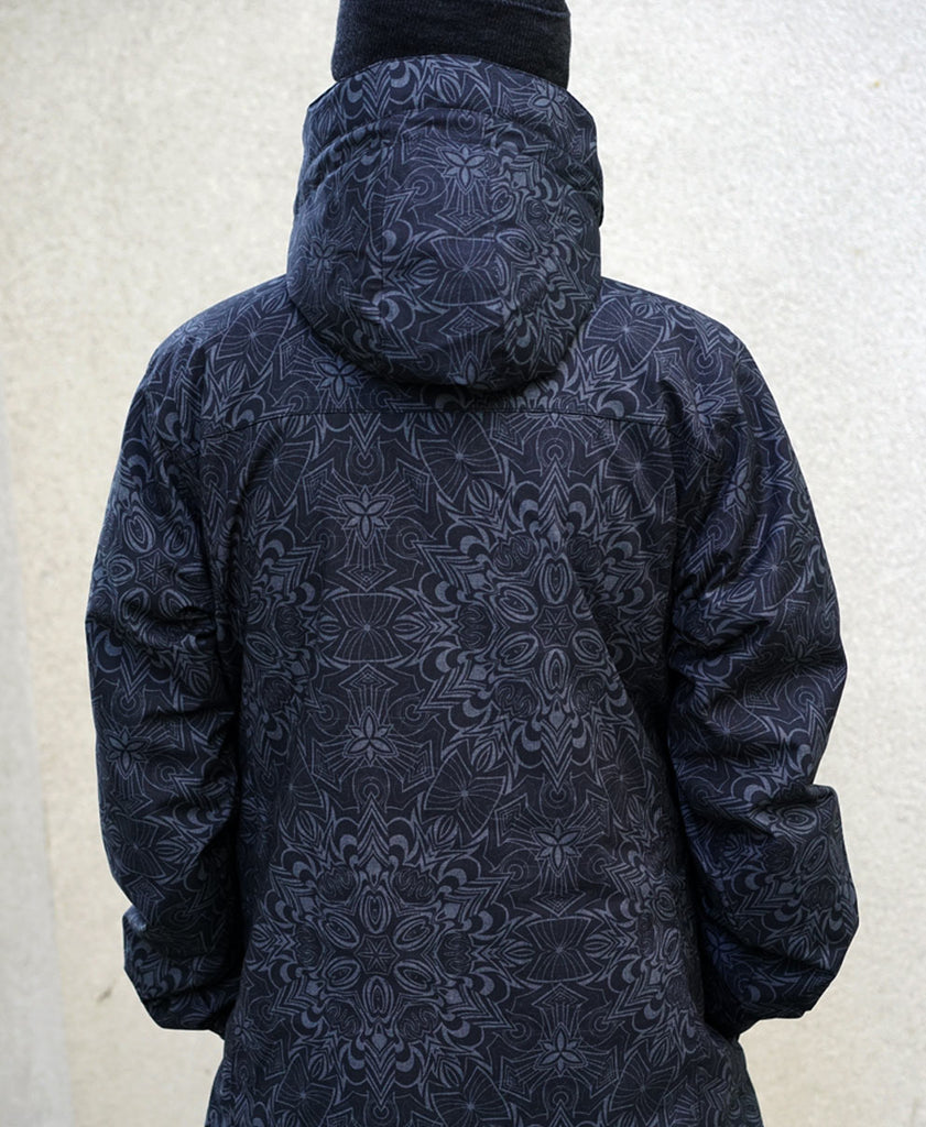 Lumen Onyx Jacket by Threyda