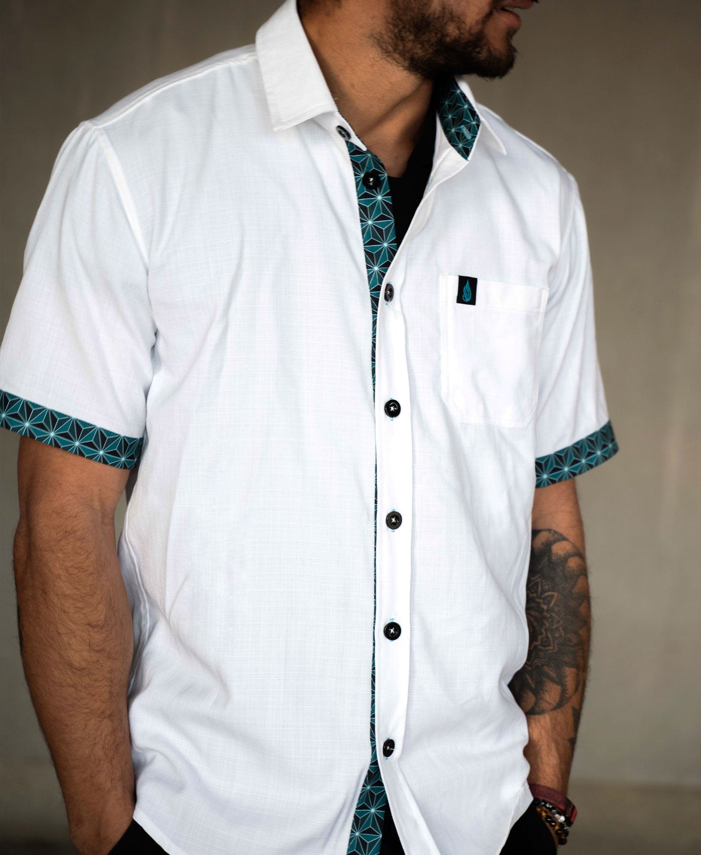 Jupiter Short Sleeve Button Down by Threyda