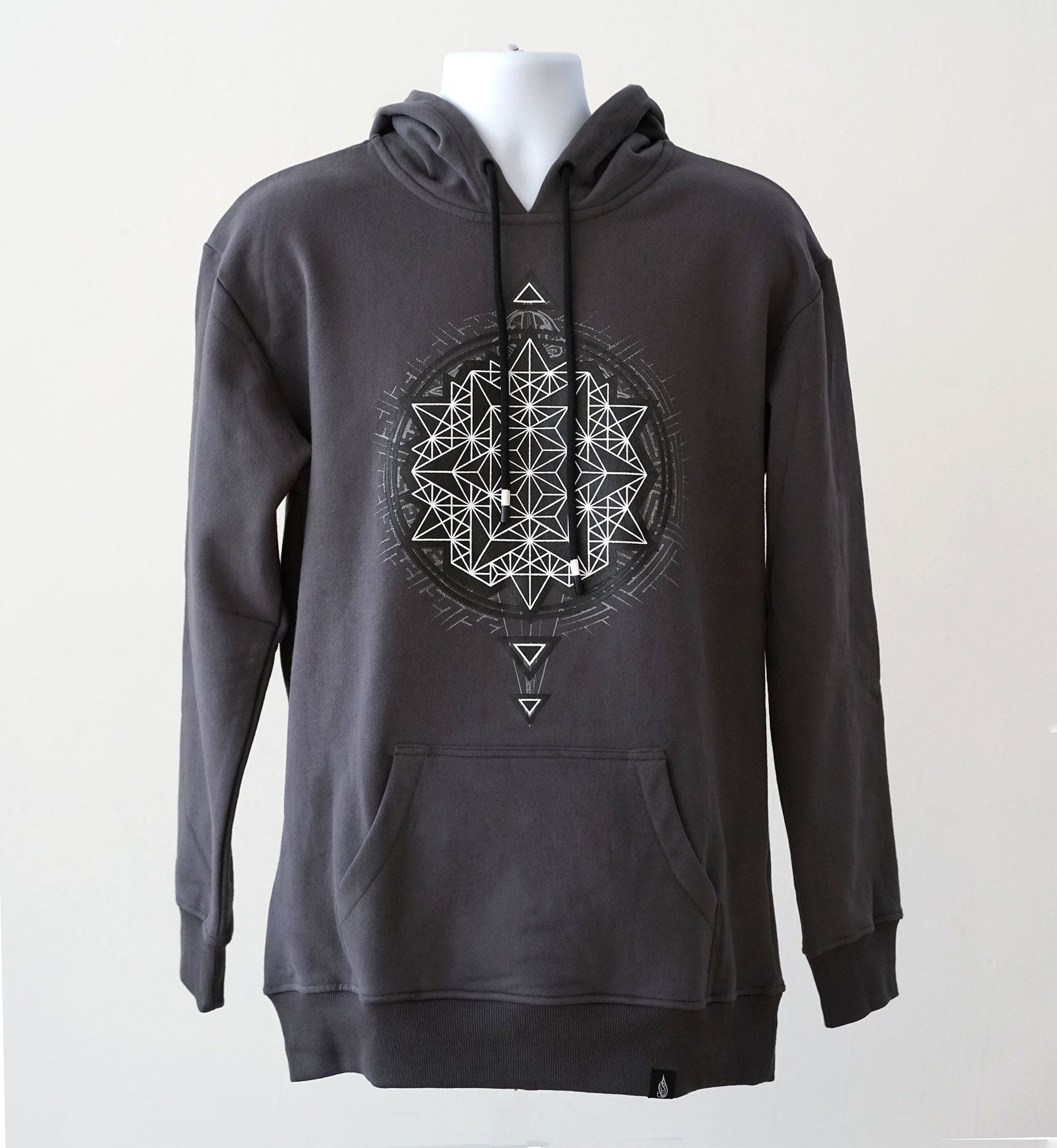 Triangulate Fleece-lined Pullover Hoodie by Threyda