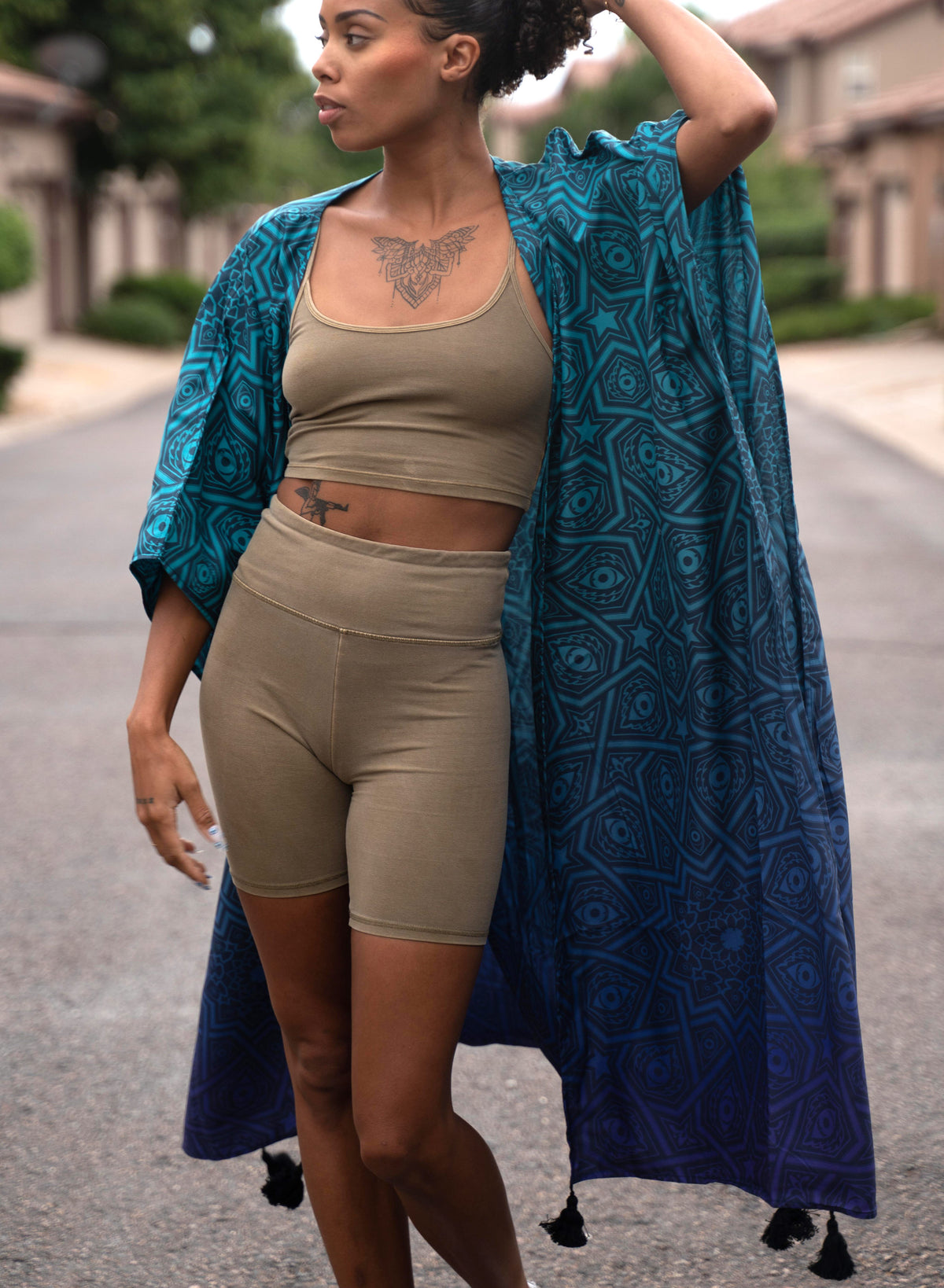 12 Point Long Kimono by Threyda