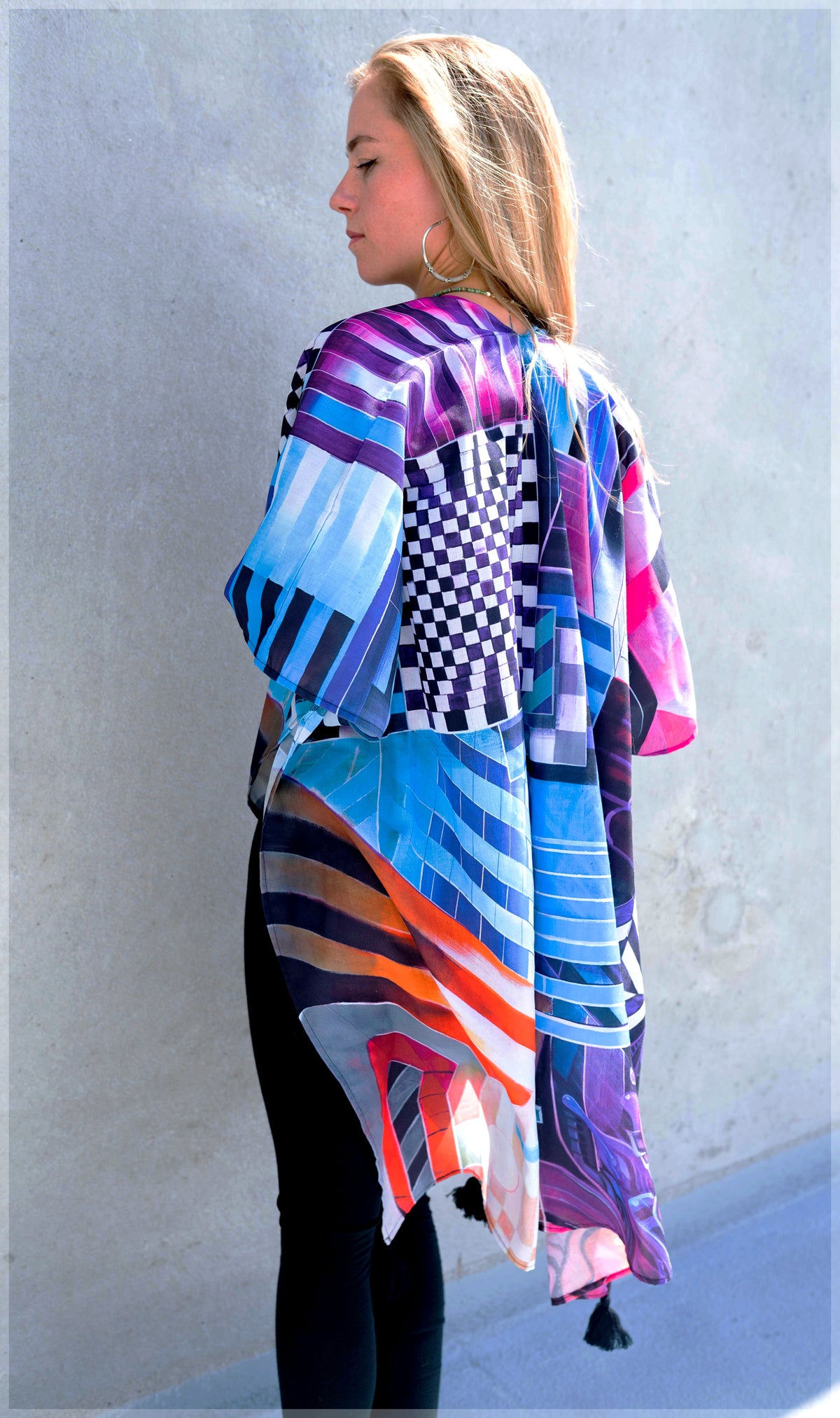 Bandwidth Short Kimono by Apex