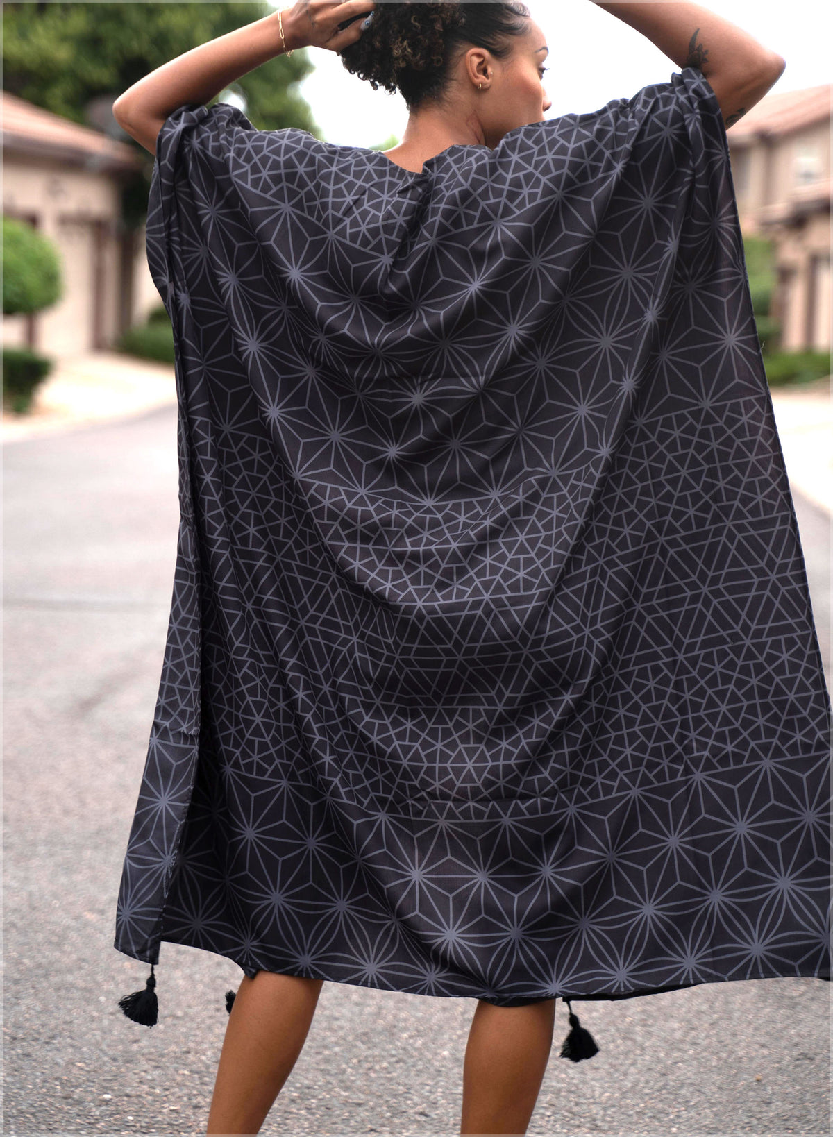 Asana Long Kimono by Threyda