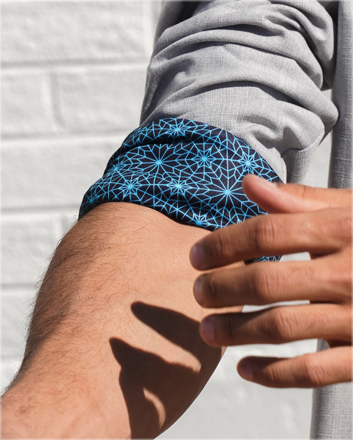 Isometric Button Down by Threyda