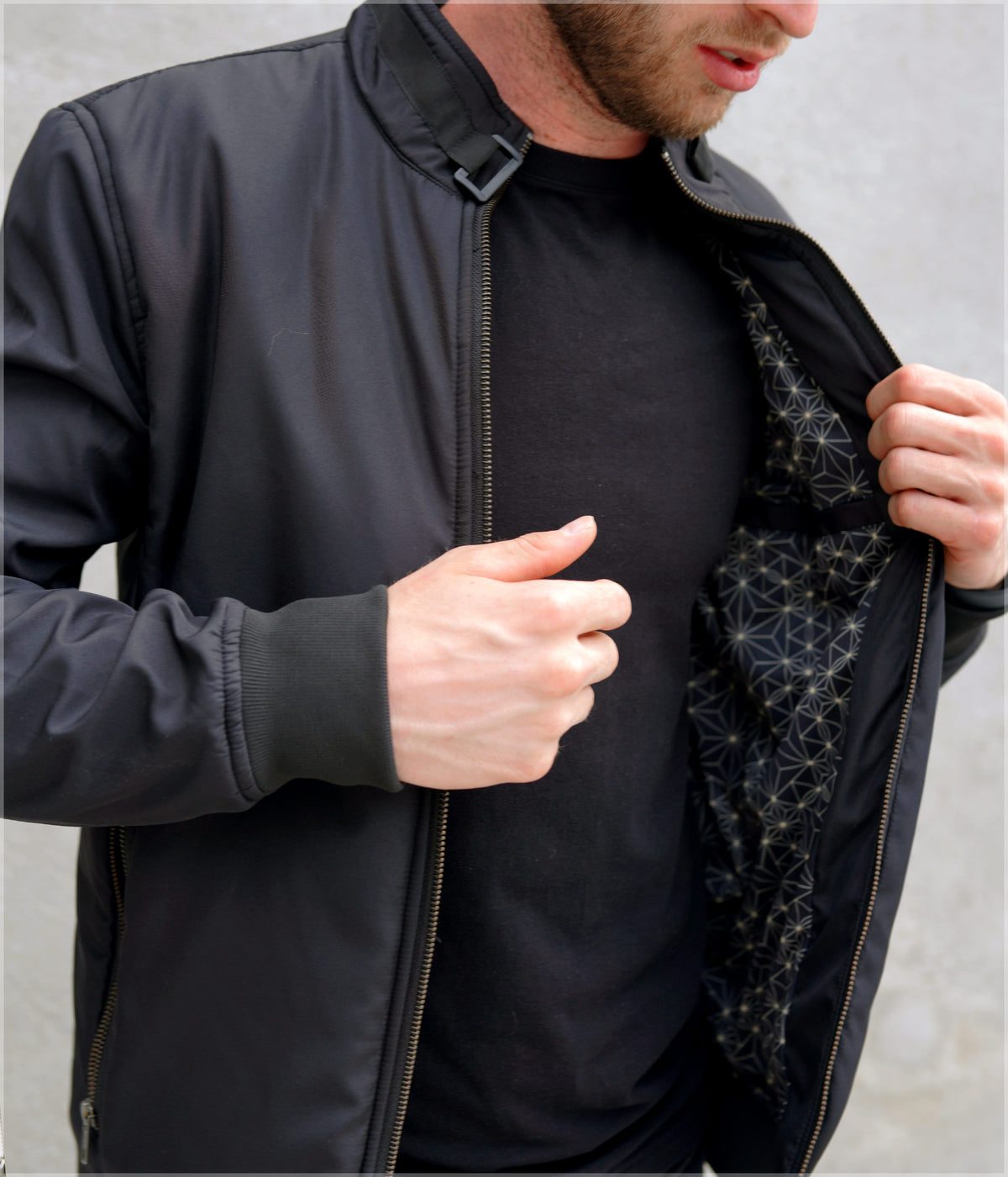 Transverse Funnel Neck Bomber by Threyda