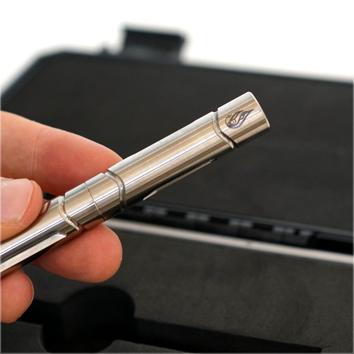 Threyda EDC Titanium Pen v1.0