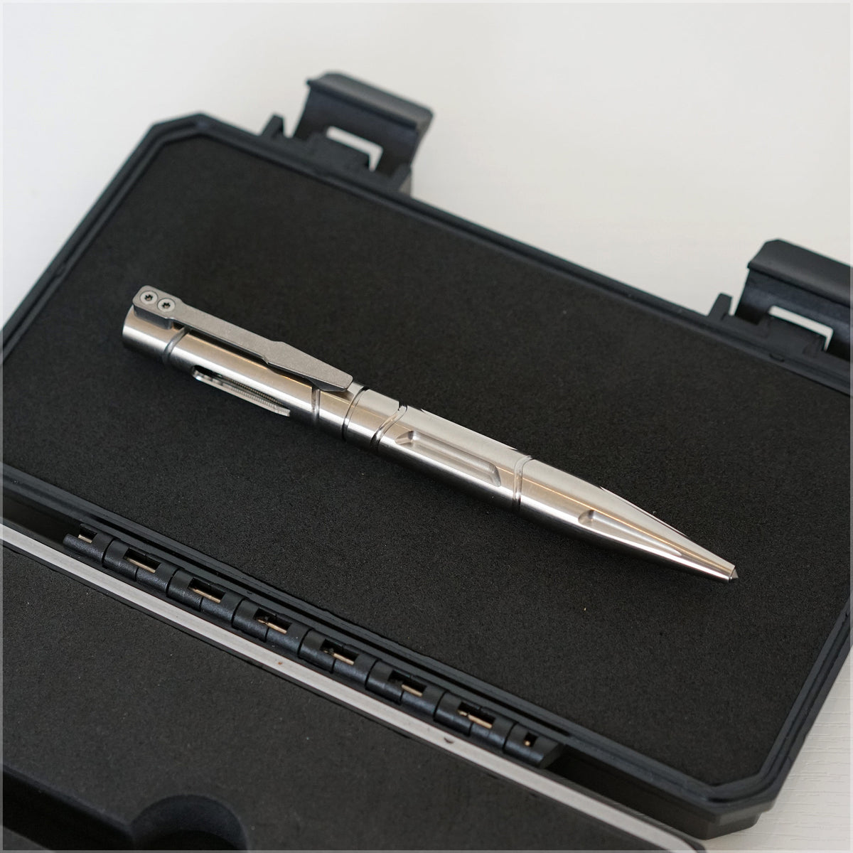 Threyda EDC Titanium Pen v1.0