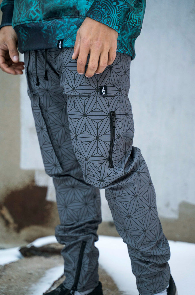 Tetra Cargo Joggers by Threyda