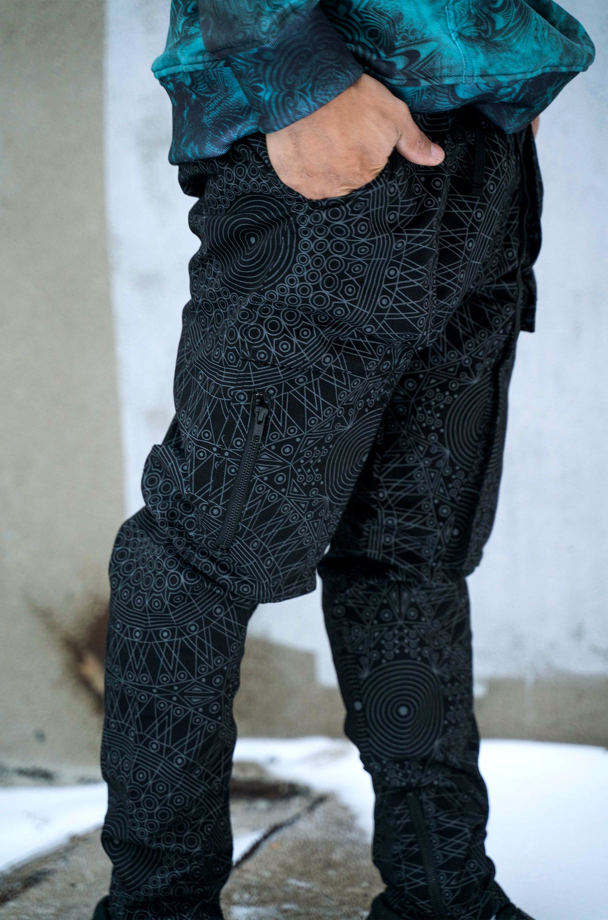 Nomatic Cargo Joggers by Threyda