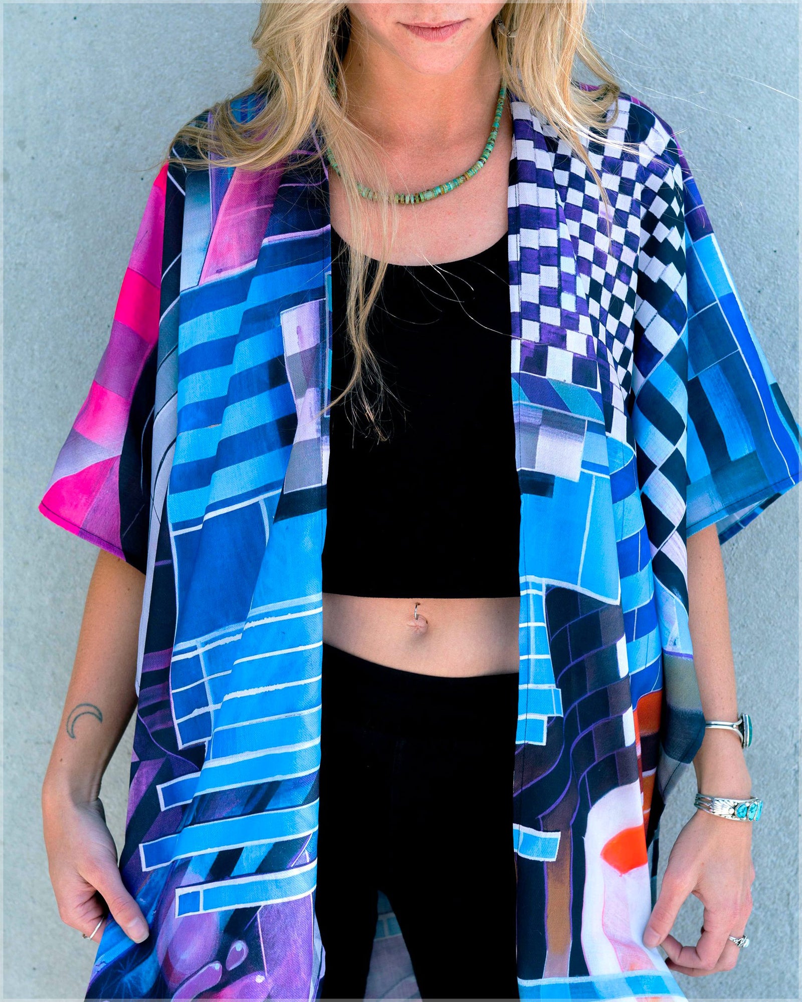 Bandwidth Short Kimono by Apex