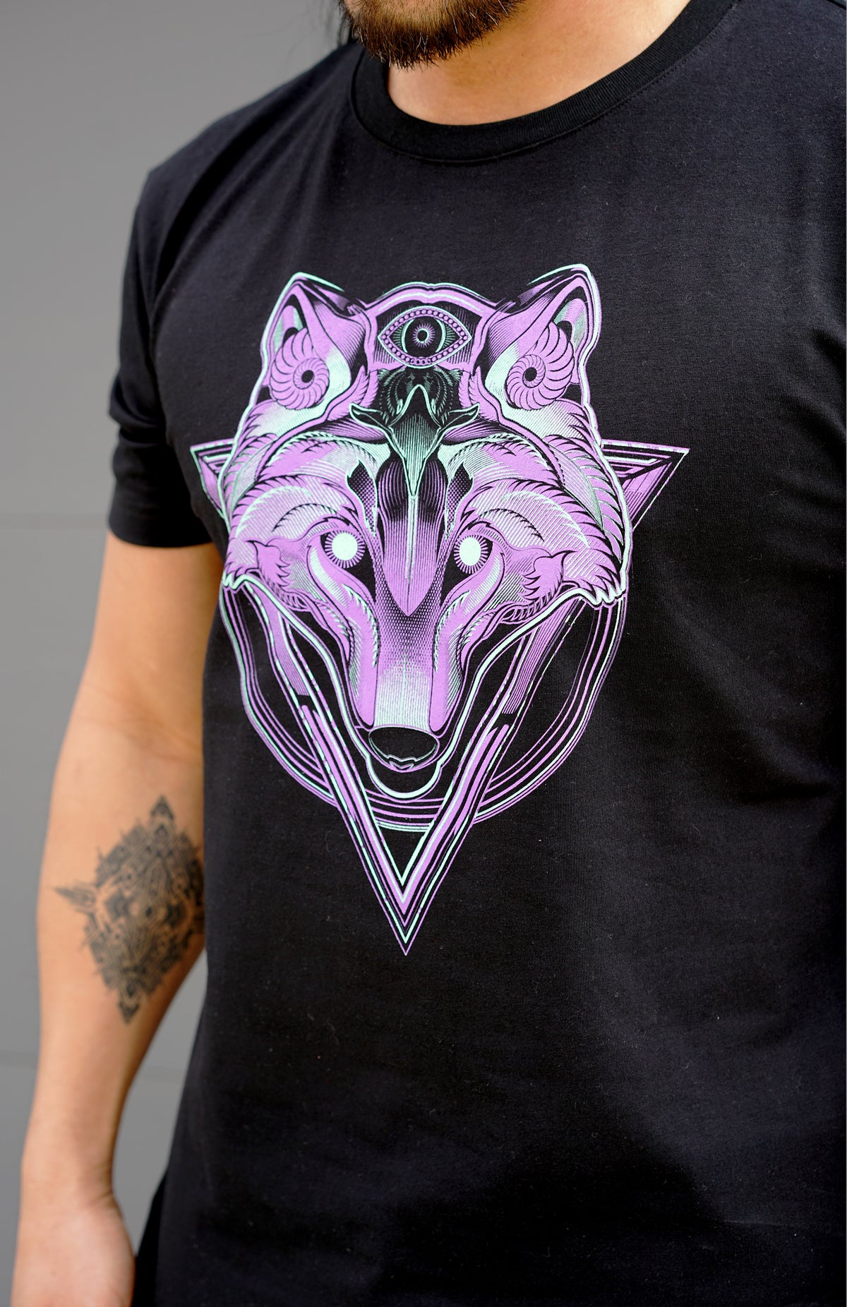 Limelight Wolf Screenprint Tee by Mugwort