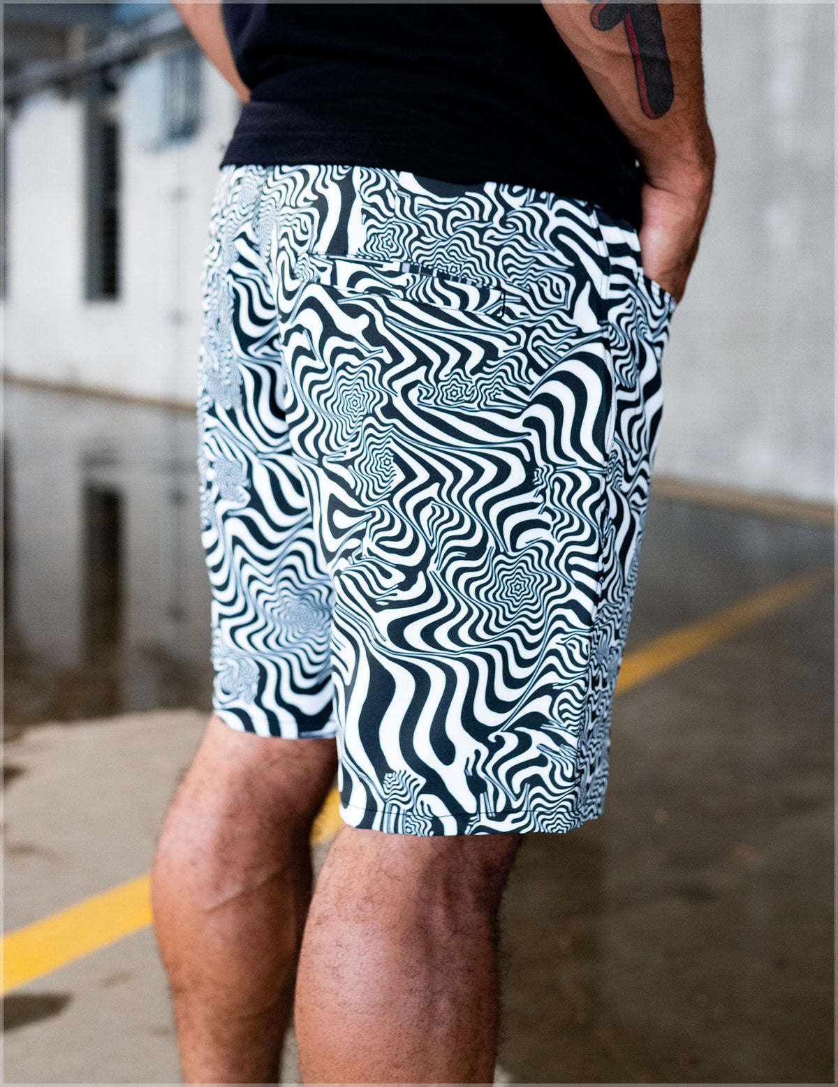Illusion Shorts by Threyda