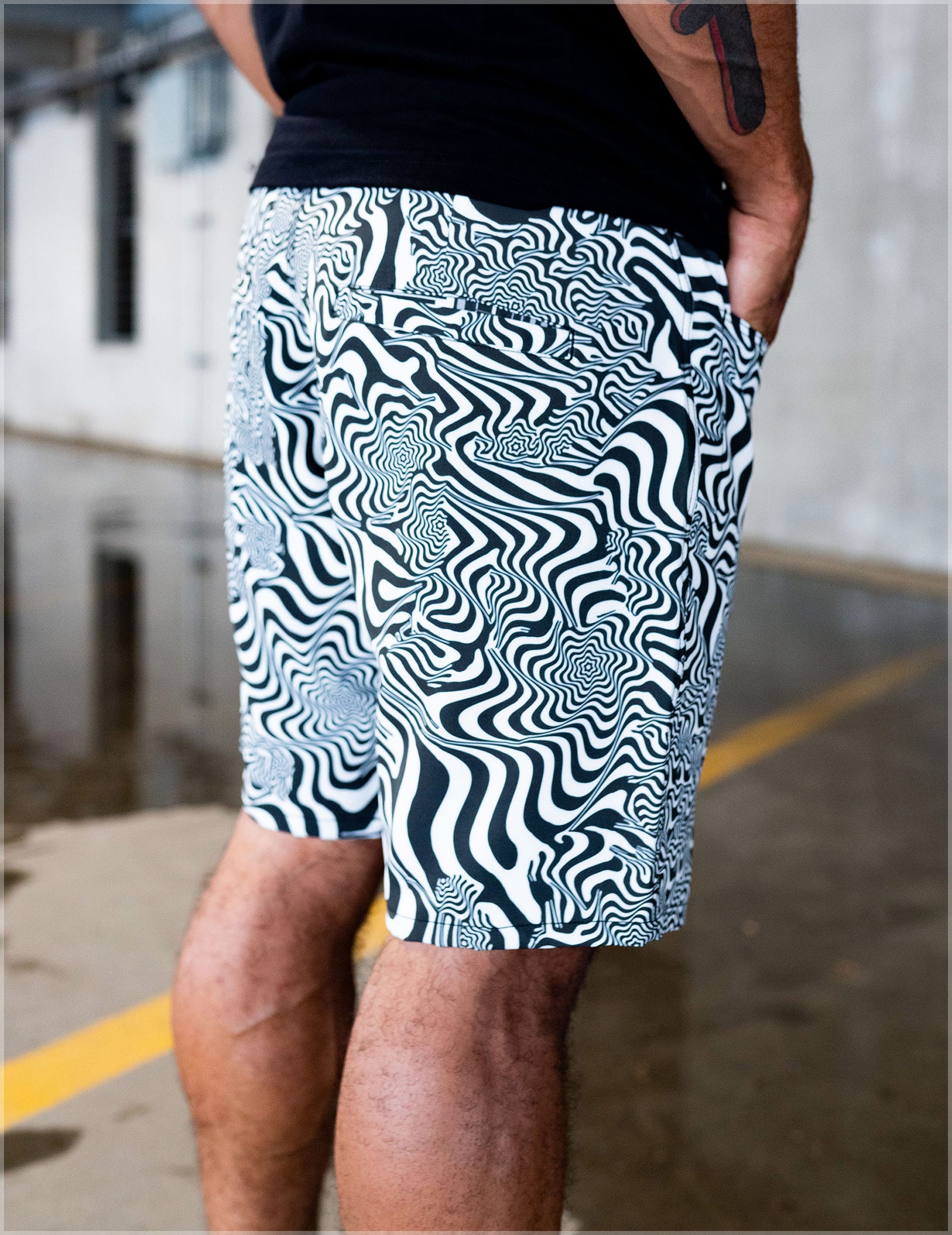 Illusion Shorts by Threyda