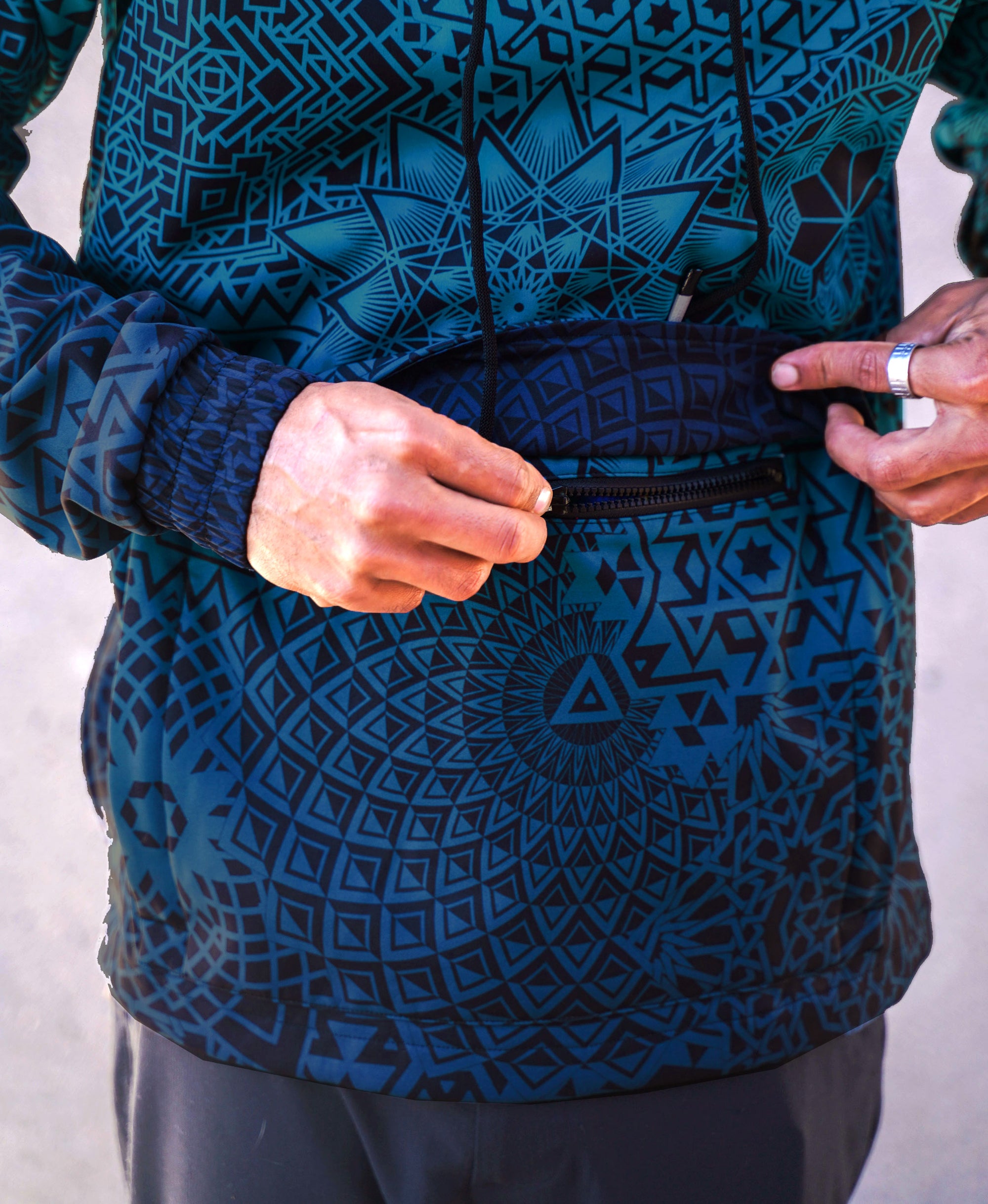 Mandala Argon Pullover Ski Jacket by Threyda