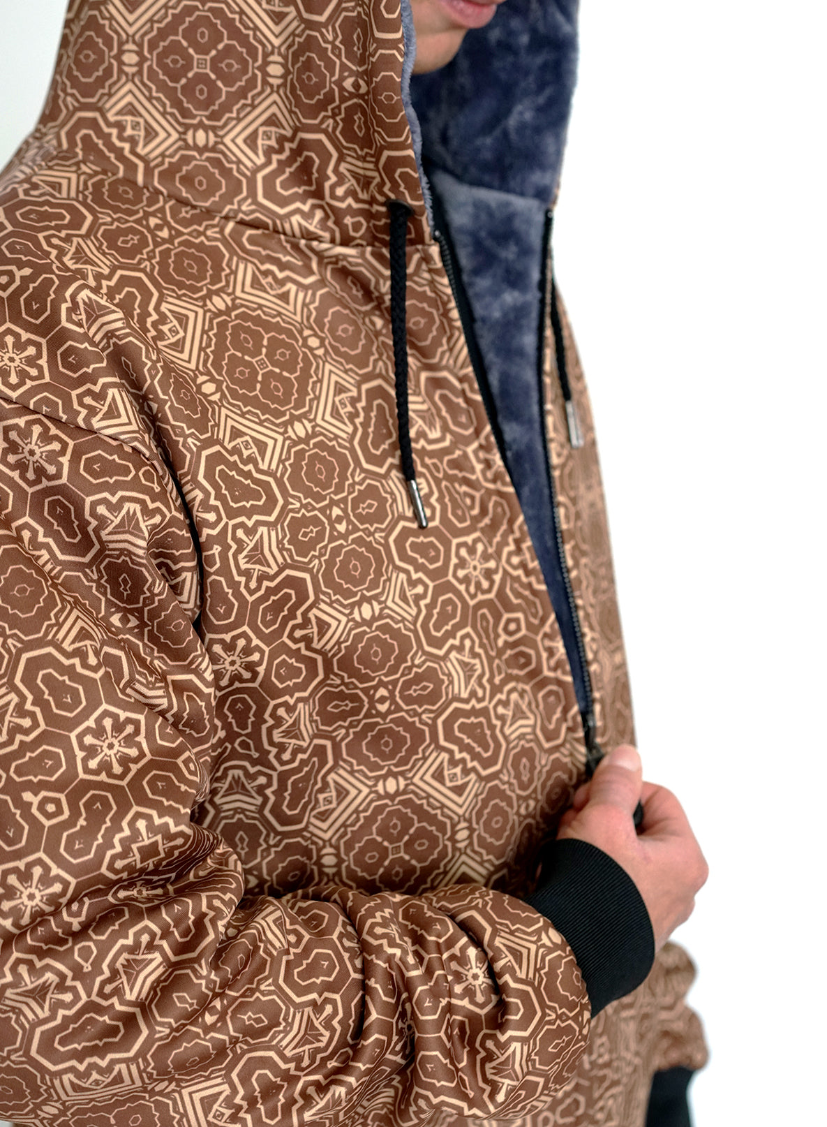 Sherpa Hoodie by Threyda - 48 Hour Auction